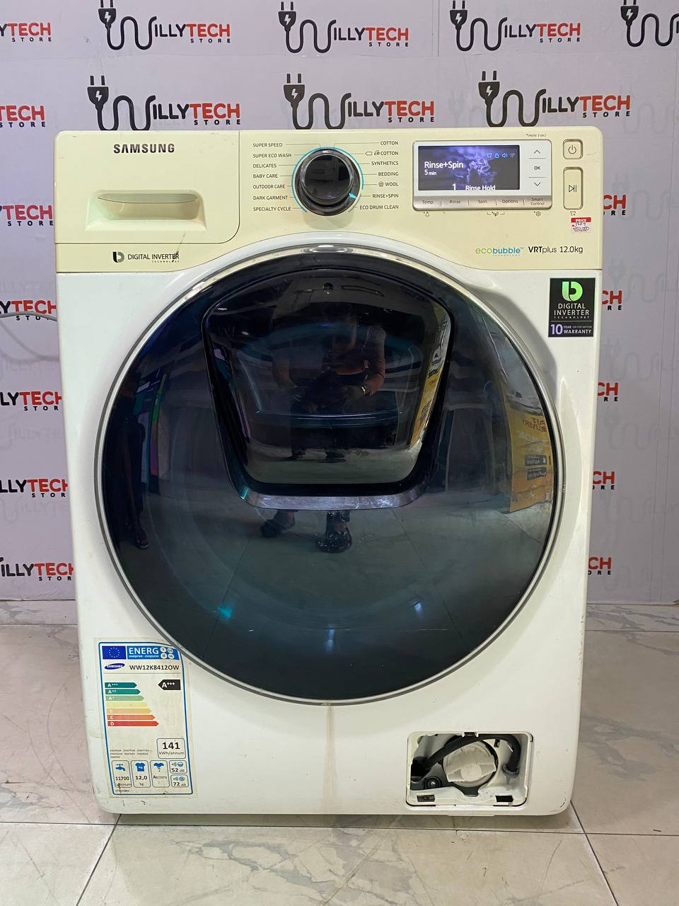 Samsung Digital inverter 12kg Auto Wash and Spin Machine