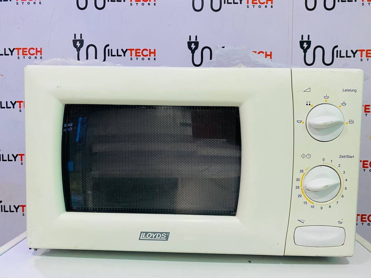 Loyds single Microwave