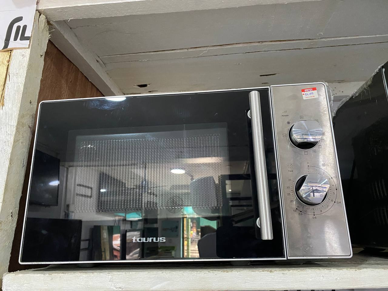 Taurus Microwave & Grill