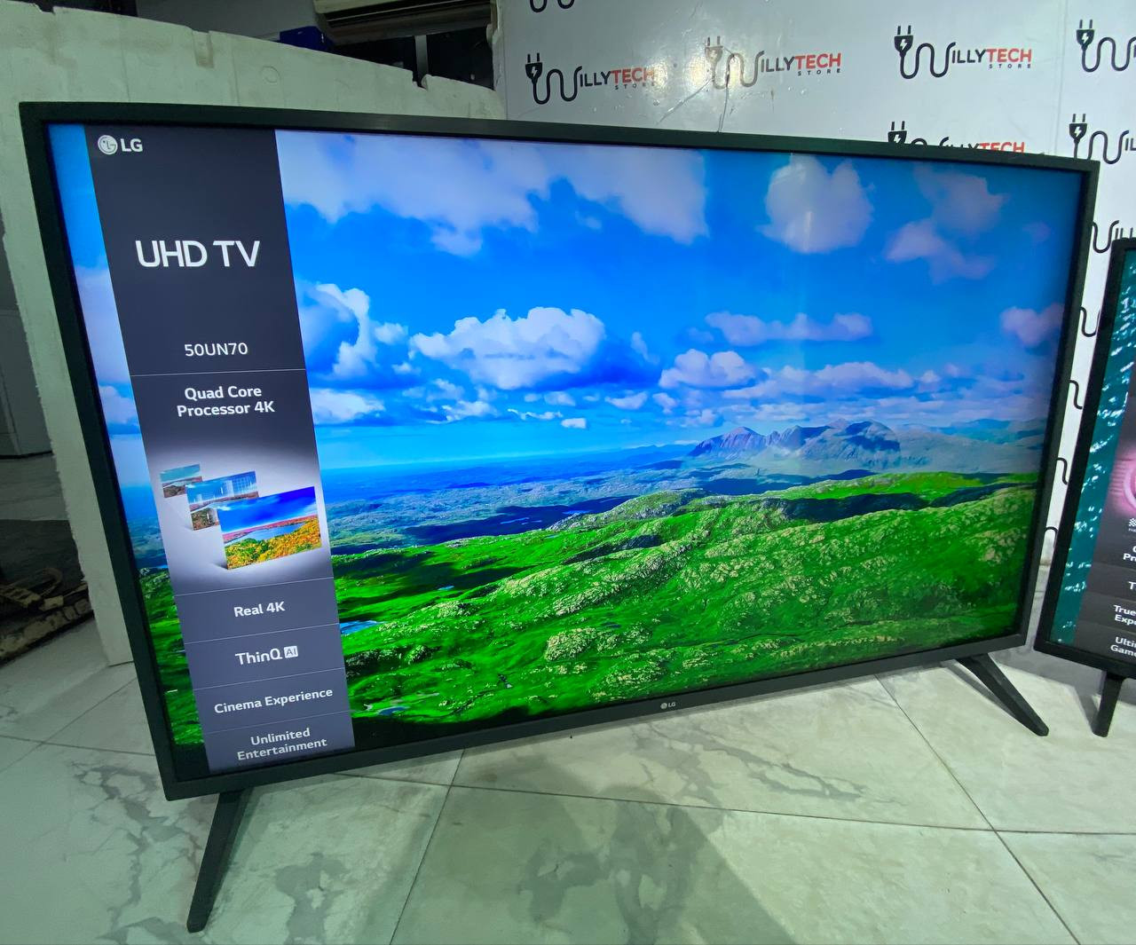 LG Smart Web OS 50" UHD 4K HDR TV